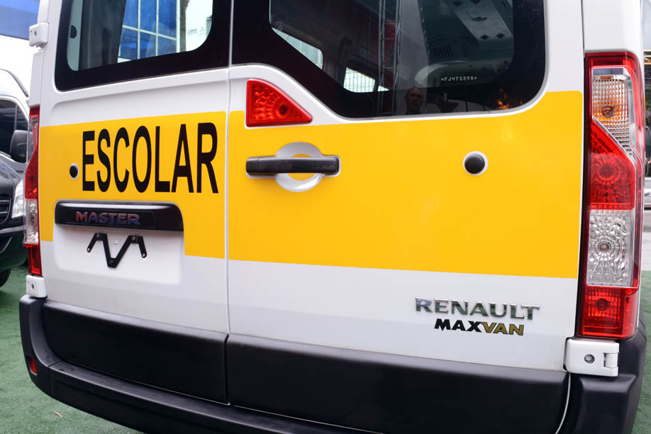 renault master escolar, master escolar, master 17 lugares, renault 17 lugares, renault escolar, master escolar 17 lugares, van escolar, escolar 17 lugares, master 17 passageiros